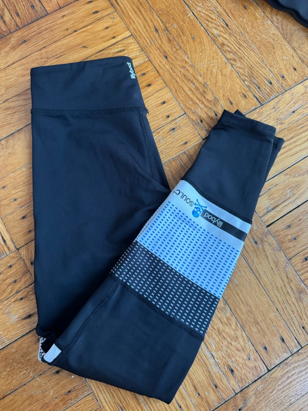 Lilybod X SoulCycle Black Leggings with White Reflective Panel Stripes